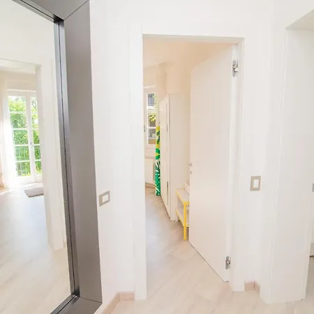 Sara E Melissa House 公寓 *